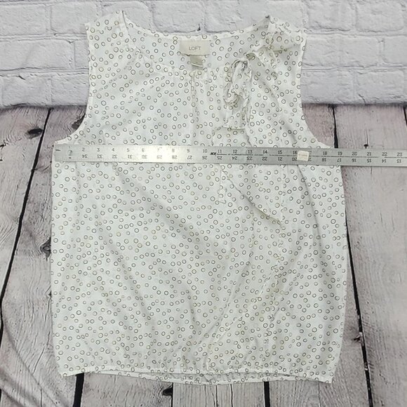 Ann Taylor Loft Medium White with circles blouse - Picture 6 of 6
